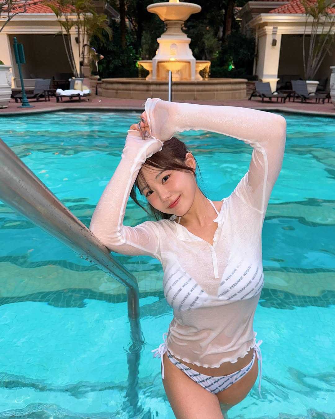 【正妹】洪瑛琦澳门泳装写真，清纯与可爱并存！