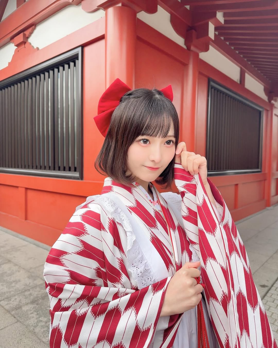 【正妹】日本斋藤爱莉和服一双水汪汪大眼睛，清纯可爱的脸蛋！