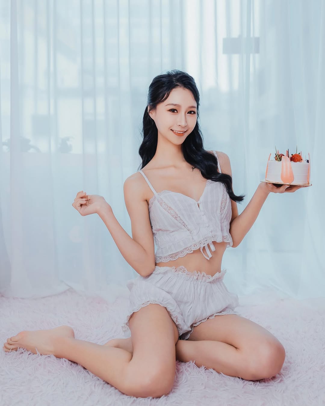 【正妹】小采缇小巧而美艳的高颜值存在！