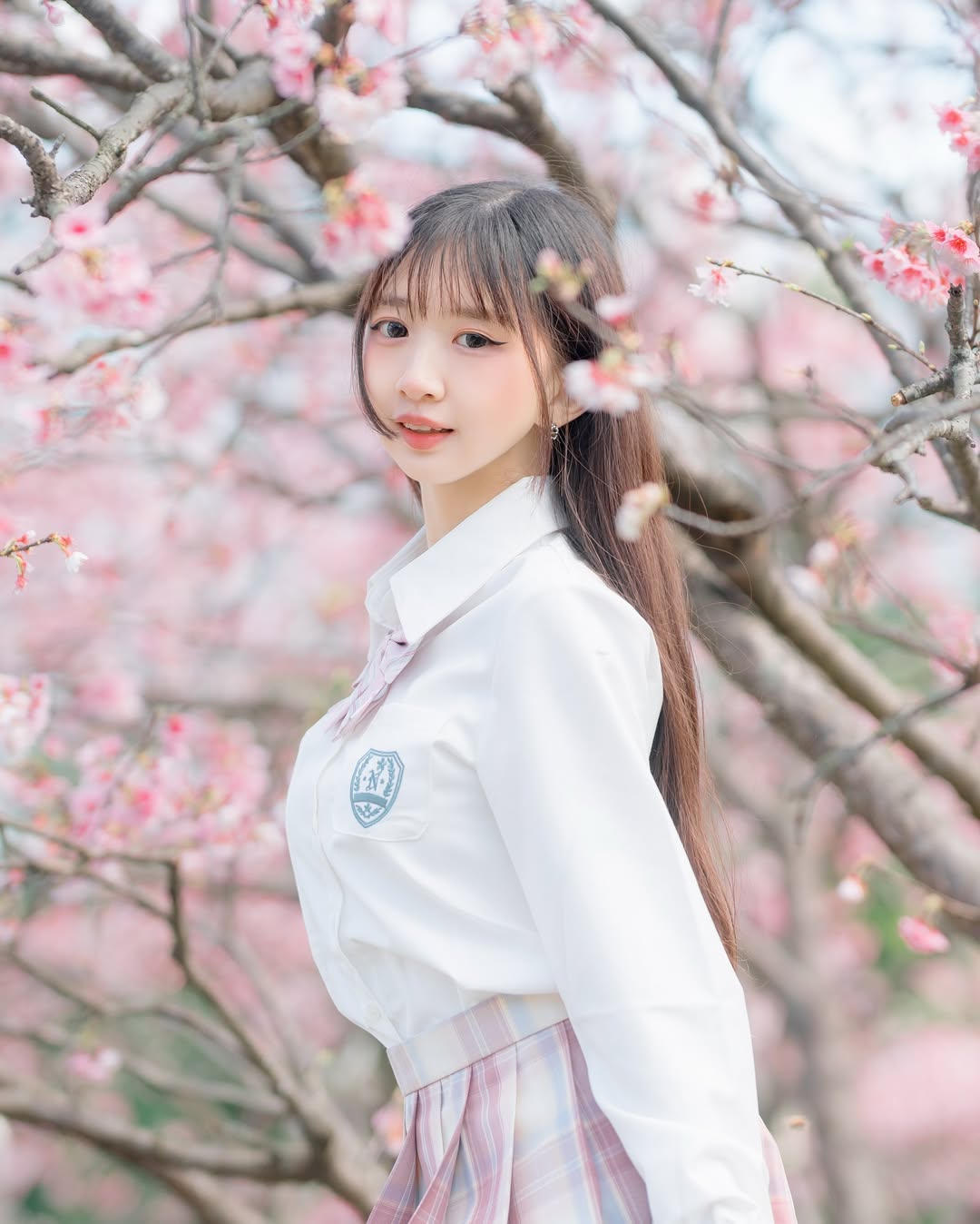 【正妹】孟孟JK制服清纯又可爱的气质，让人看了心头一暖！