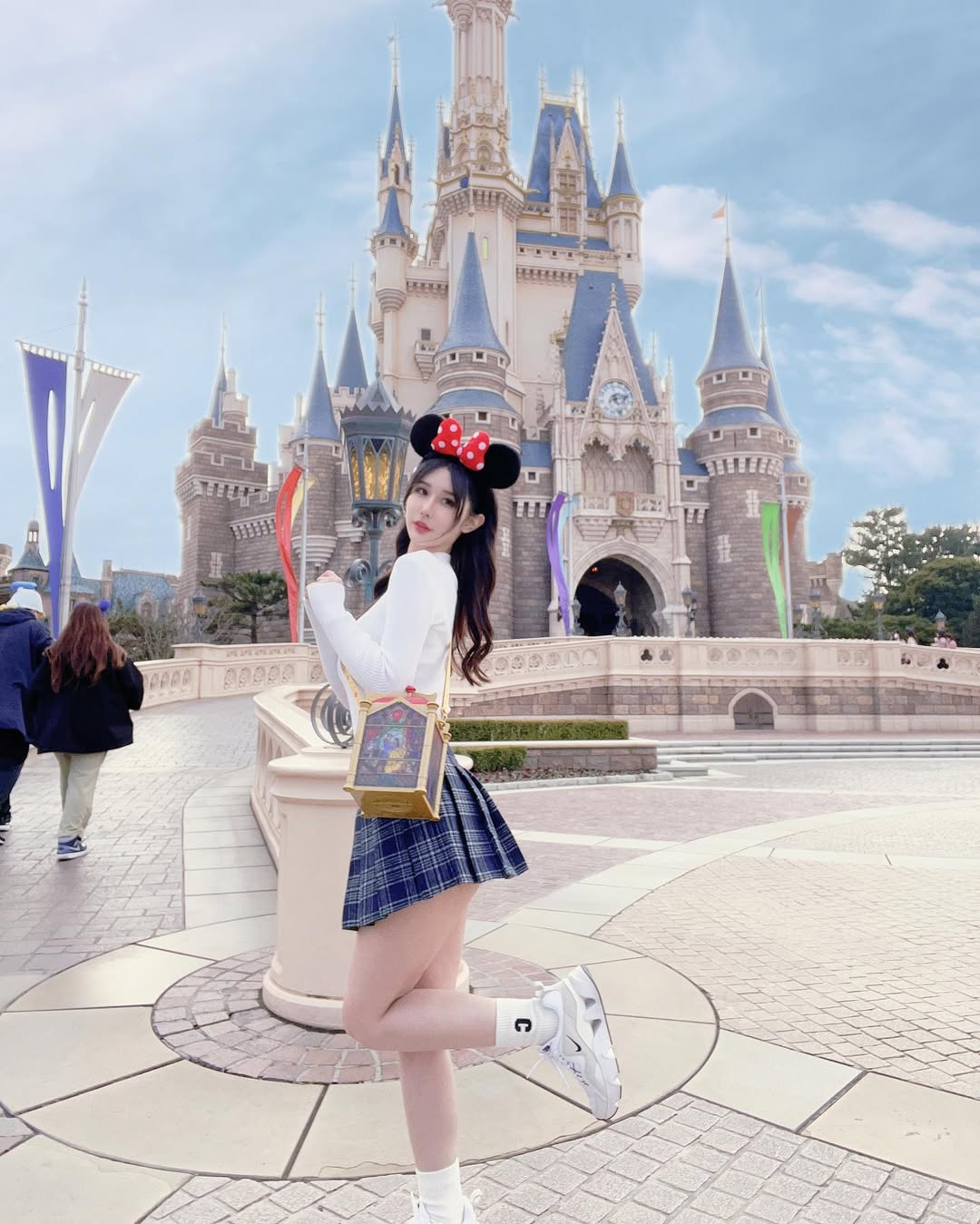 【正妹】梦梦迪士尼童话写真，卖萌与梦幻的完美邂逅！