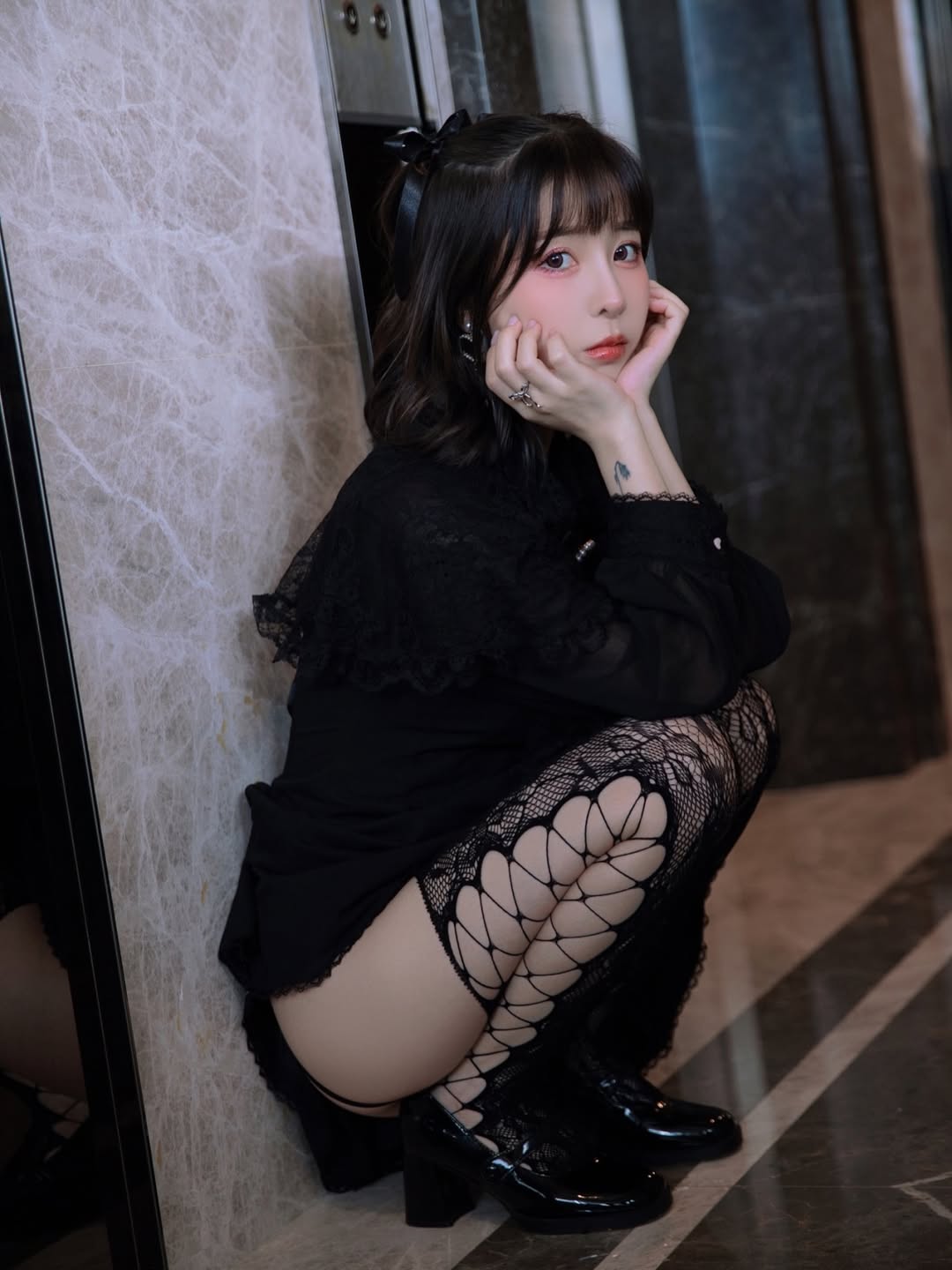 【正妹】Tiny 黑丝暗黑萝莉，小恶魔的甜美魅力！