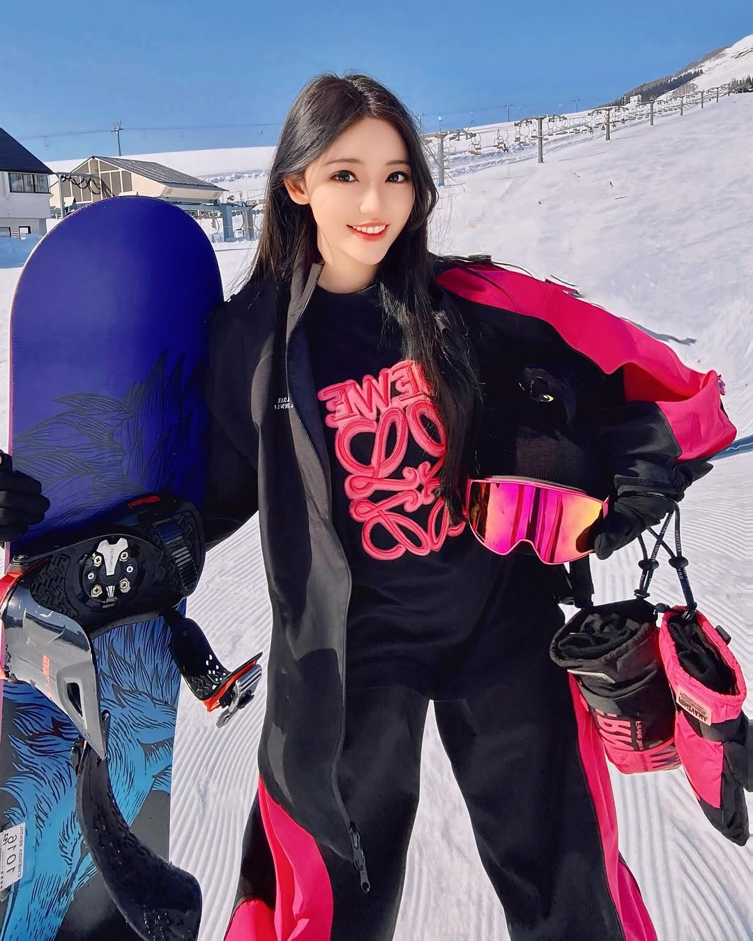 【正妹】谢立琪Kiki 单板滑雪场拍照， 气质超优笑容超甜的她！