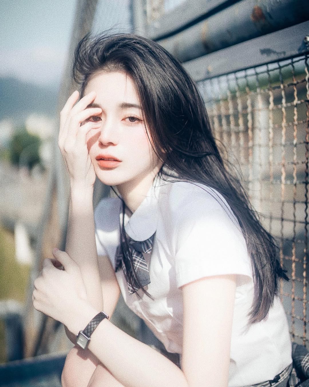 【正妹】辰辰白丝JK制服，她的微笑在镜头前光彩照人！