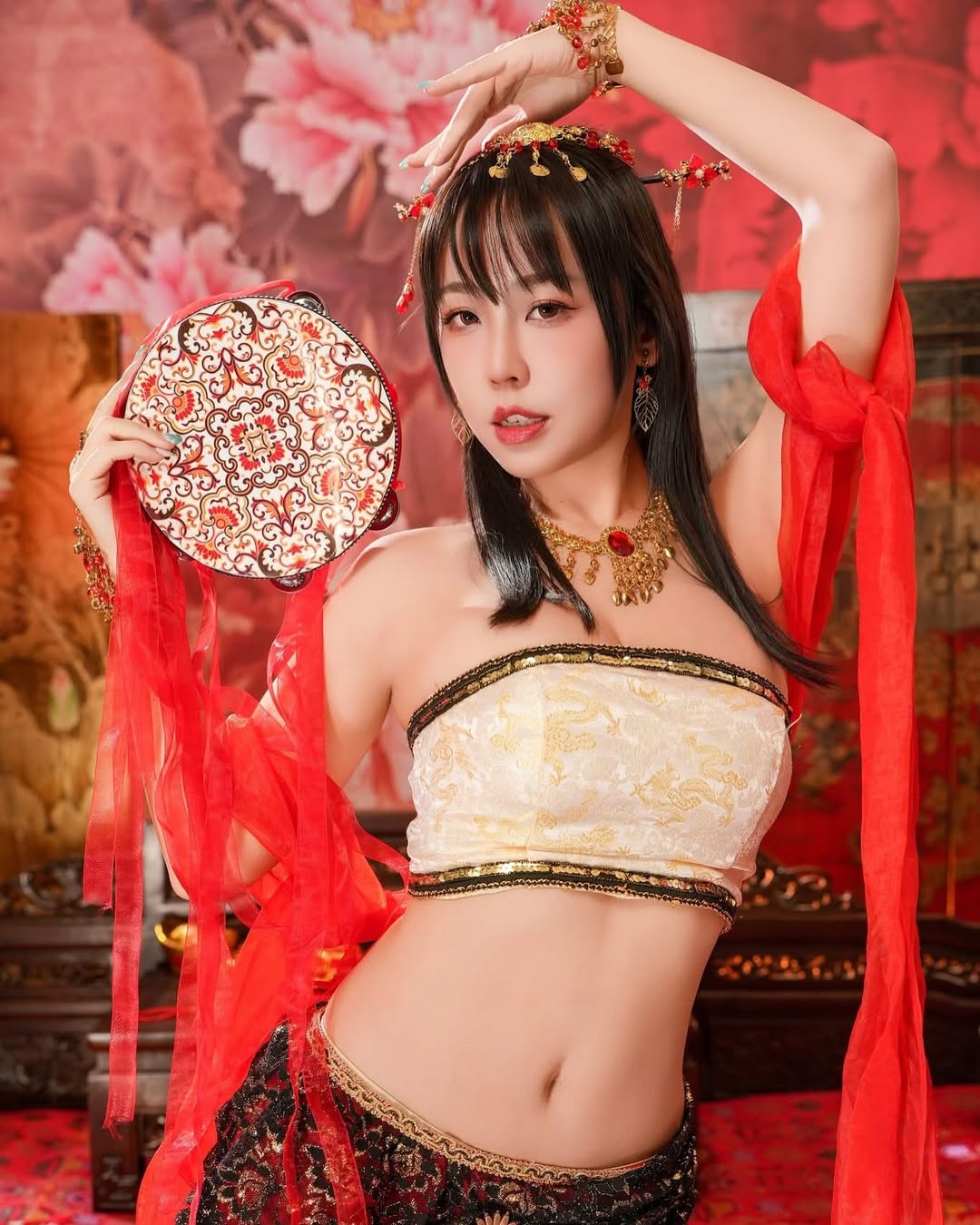 【正妹】希希CC 西域公主范写真，美丽触动人心！