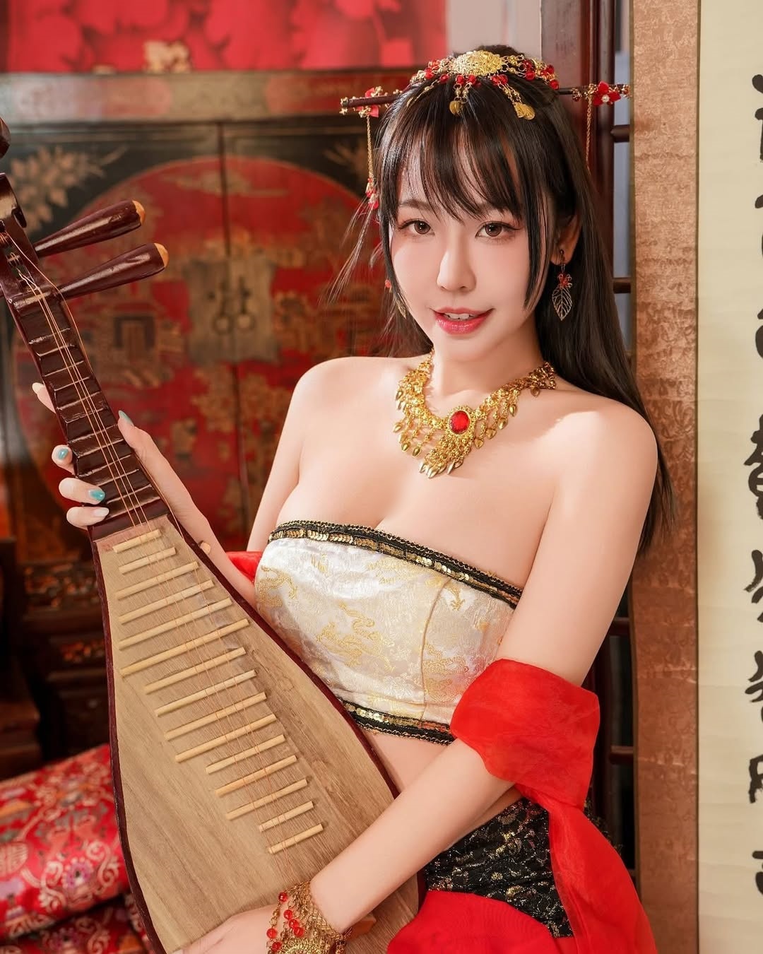 【正妹】希希CC 西域公主范写真，美丽触动人心！