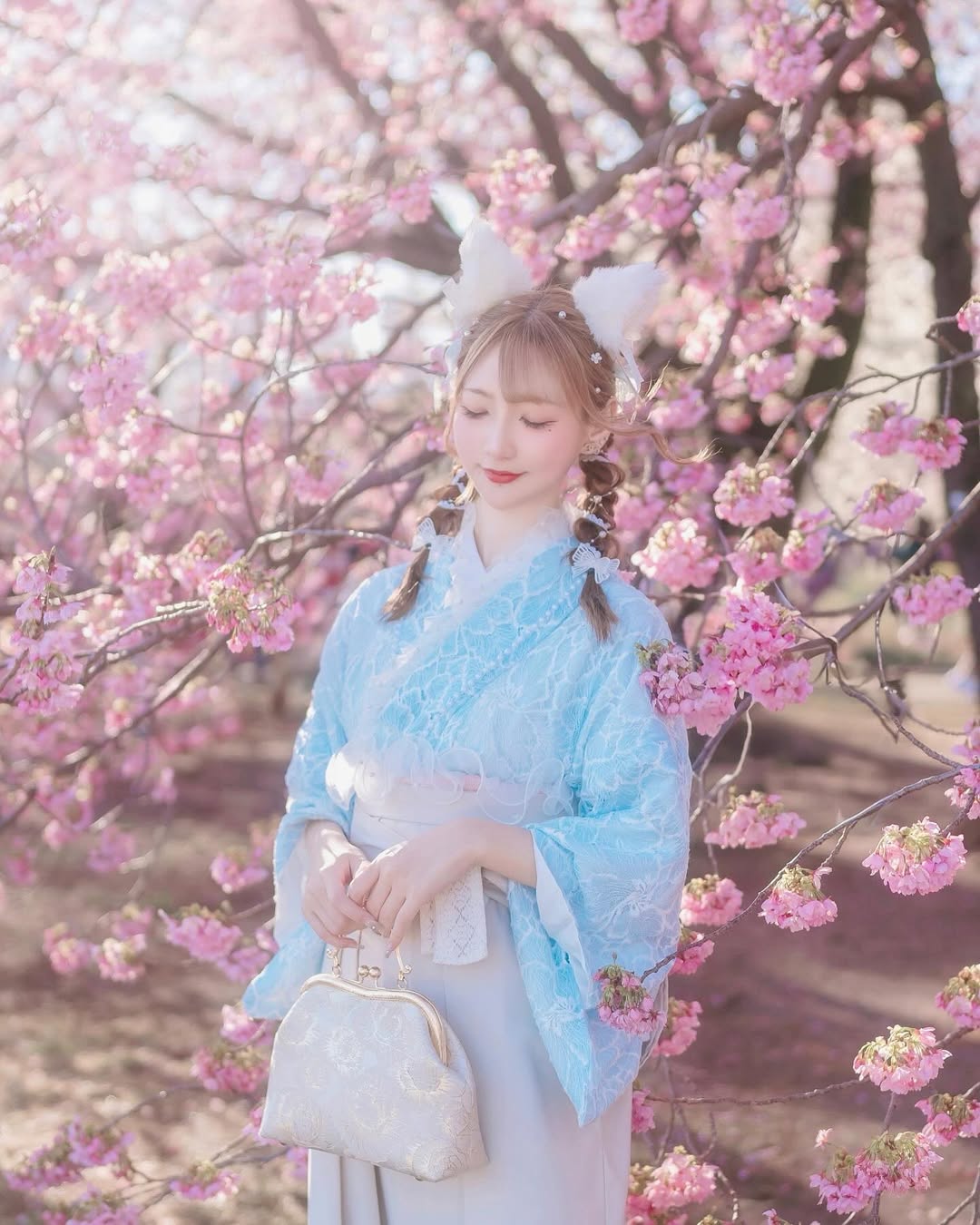 【正妹】Aki アキ日式服装樱花树下拍照，既温柔又甜美！