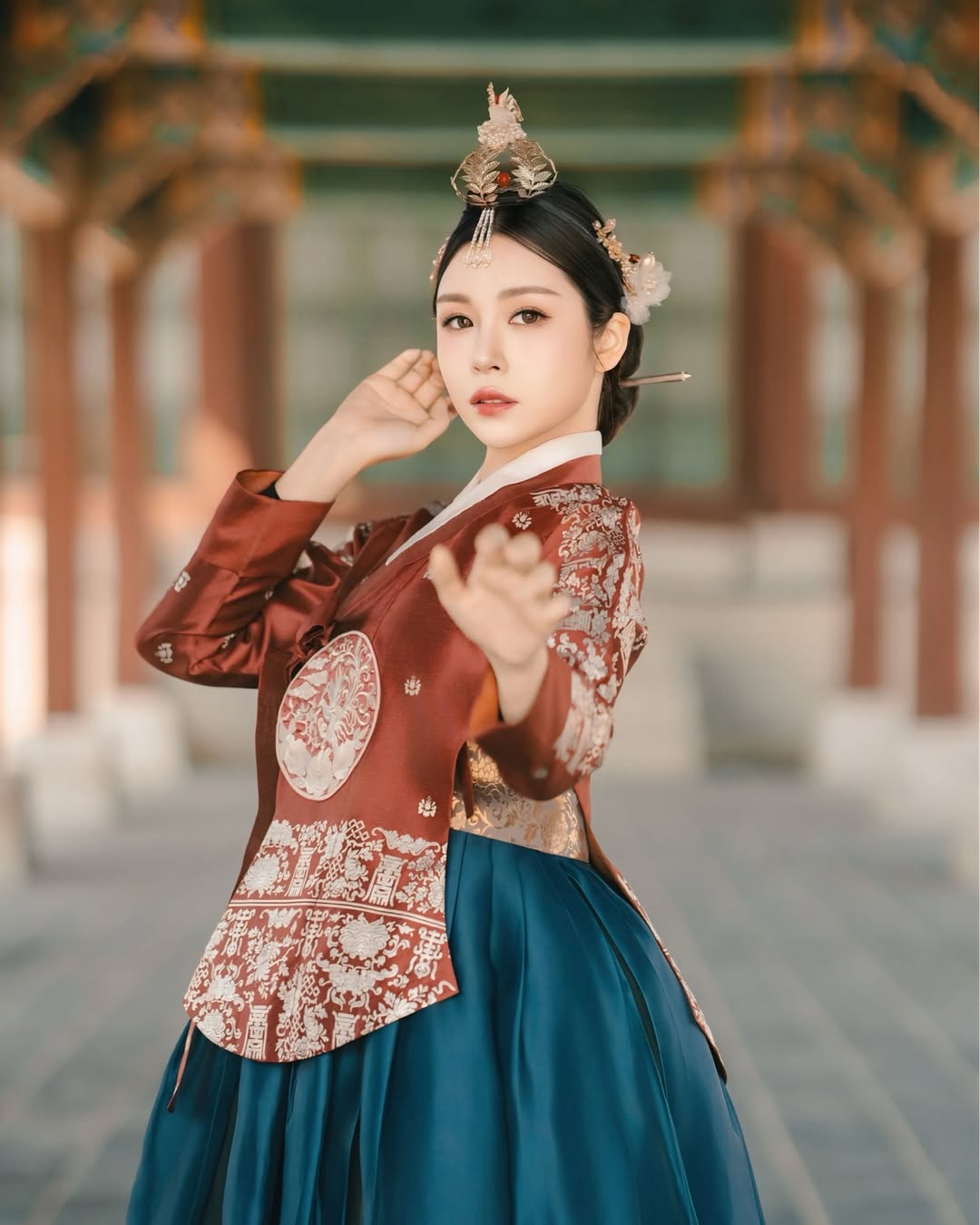 【正妹】蔡宥宥韩服美照，英气与女性柔美完美融合！