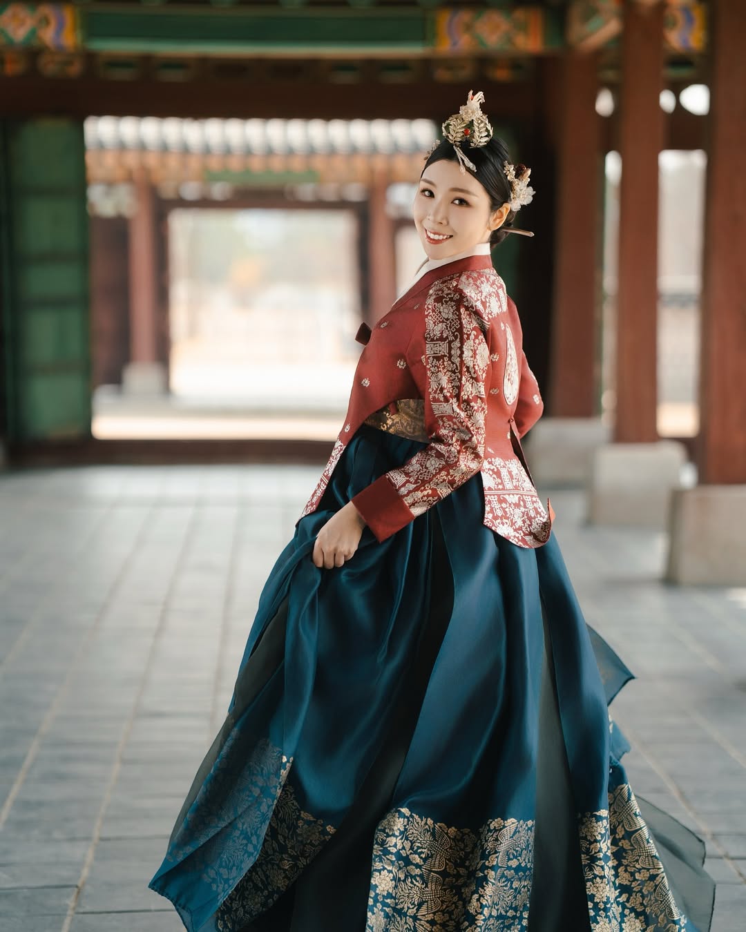 【正妹】蔡宥宥韩服美照，英气与女性柔美完美融合！