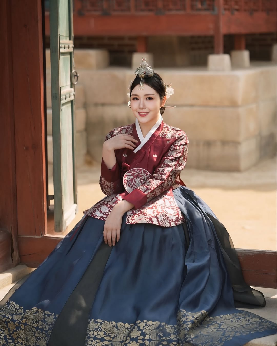 【正妹】蔡宥宥韩服美照，英气与女性柔美完美融合！