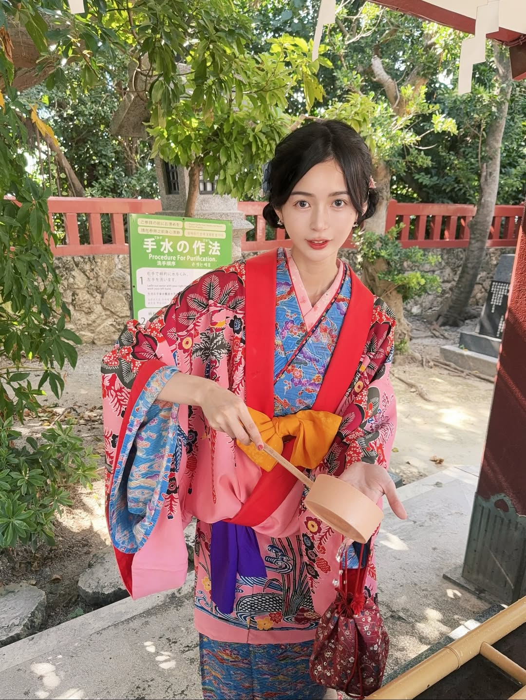 【正妹】辰辰和服美照超甜，气质恰到好处地与之契合！