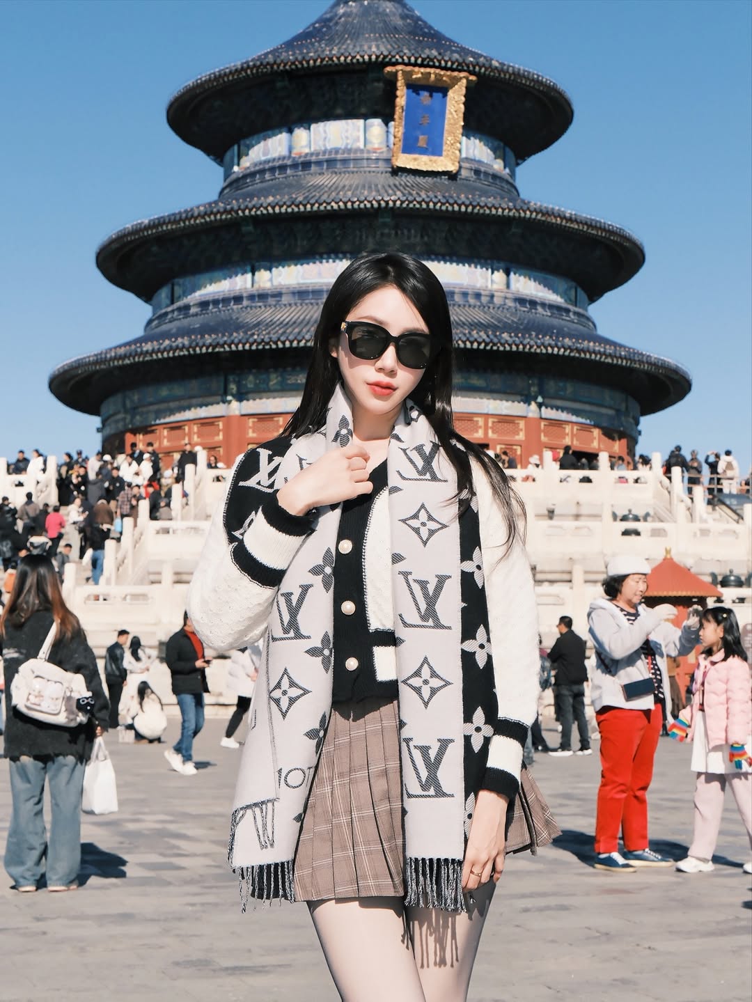 【正妹】林妤霜Kyna 北京天坛拍照，拥抱生活与美的自由！