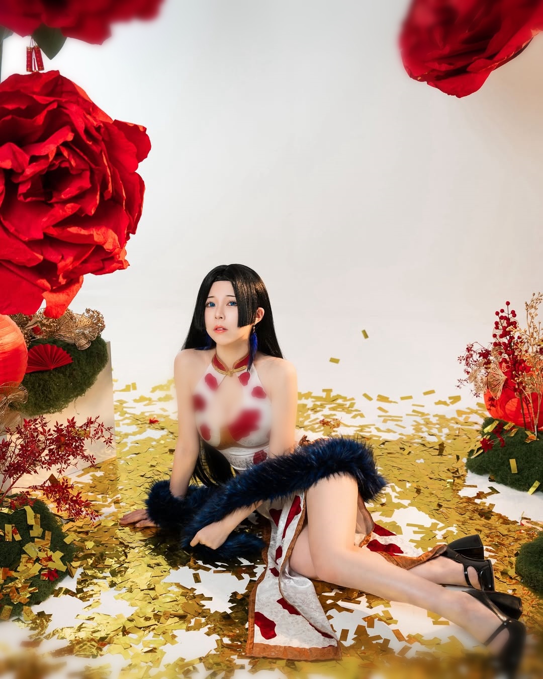 【正妹】Chubby糖 大长腿旗袍写真，纯净、简约与现代感！