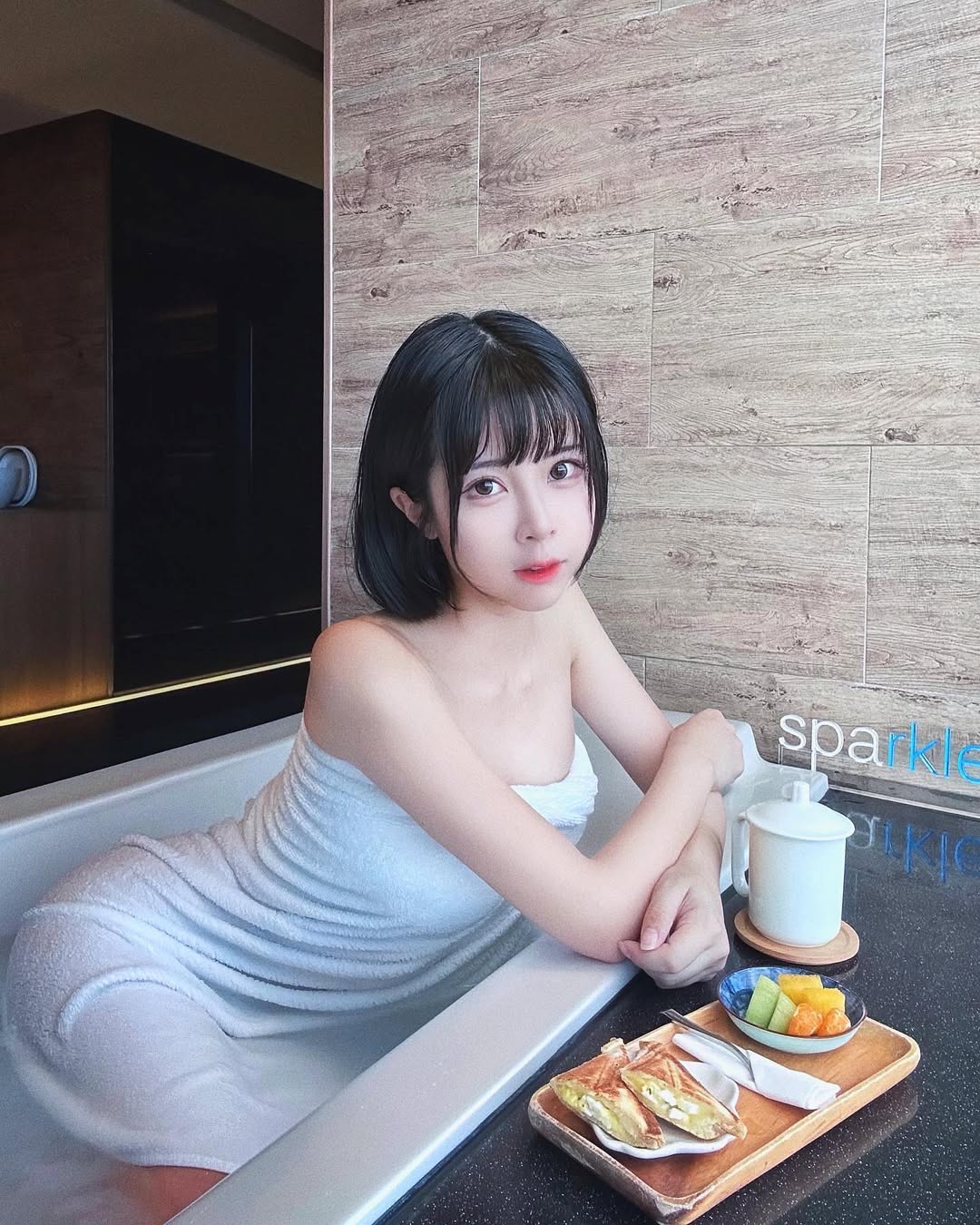 【正妹】Chubby糖 浴照写真，令人忍不住身心愉悦！