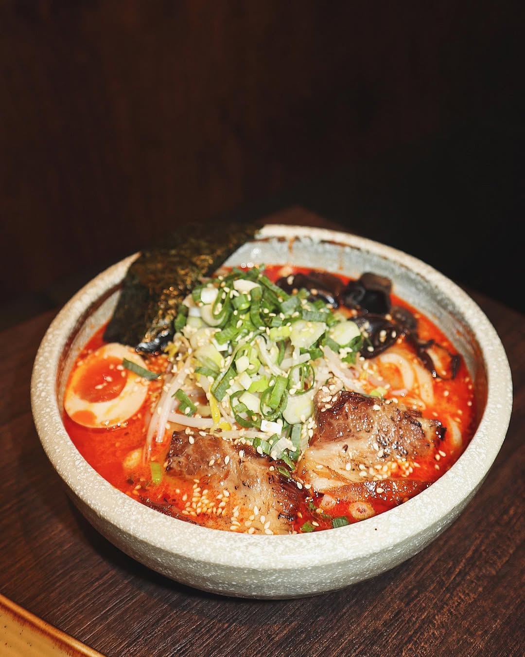 【正妹】Chubby糖 和服拉面店打卡，一瞬的美味治愈烦恼！