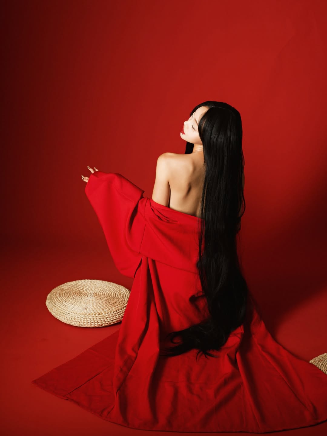 【正妹】Jolin 暗黑系艺术照，烦感受到照片之外的温度！