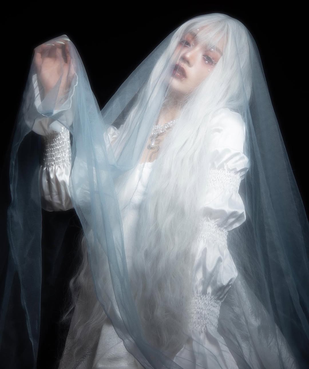 【正妹】Jolin 白化吸血鬼公主，冷艳而不可侵犯！