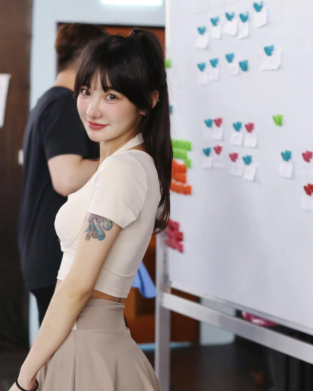 【正妹】梗梗与羽毛球的美好瞬间，羽动青春甜美如光！