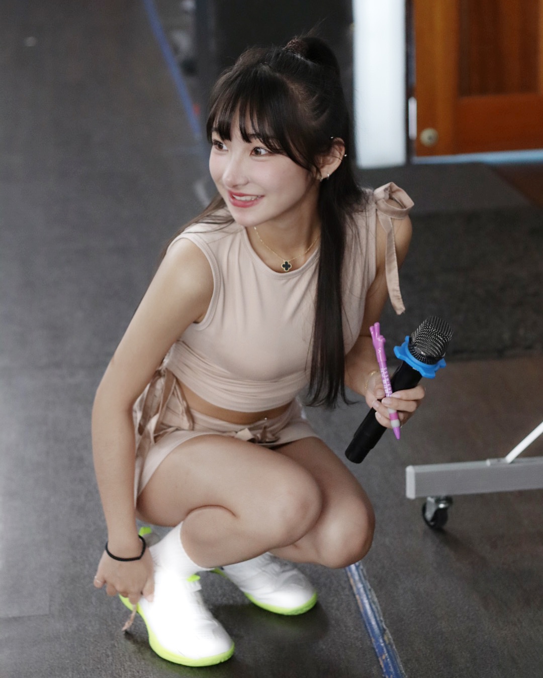 【正妹】梗梗与羽毛球的美好瞬间，羽动青春甜美如光！