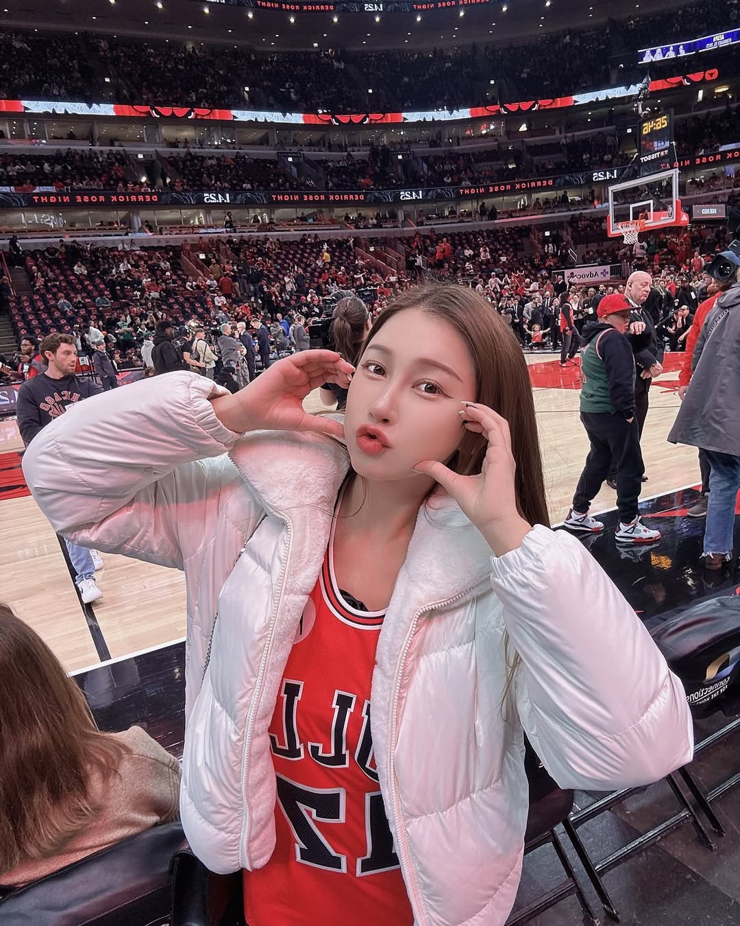 【正妹】娜娜米NBA赛场的美丽瞬间，在欢呼声中发现热爱！