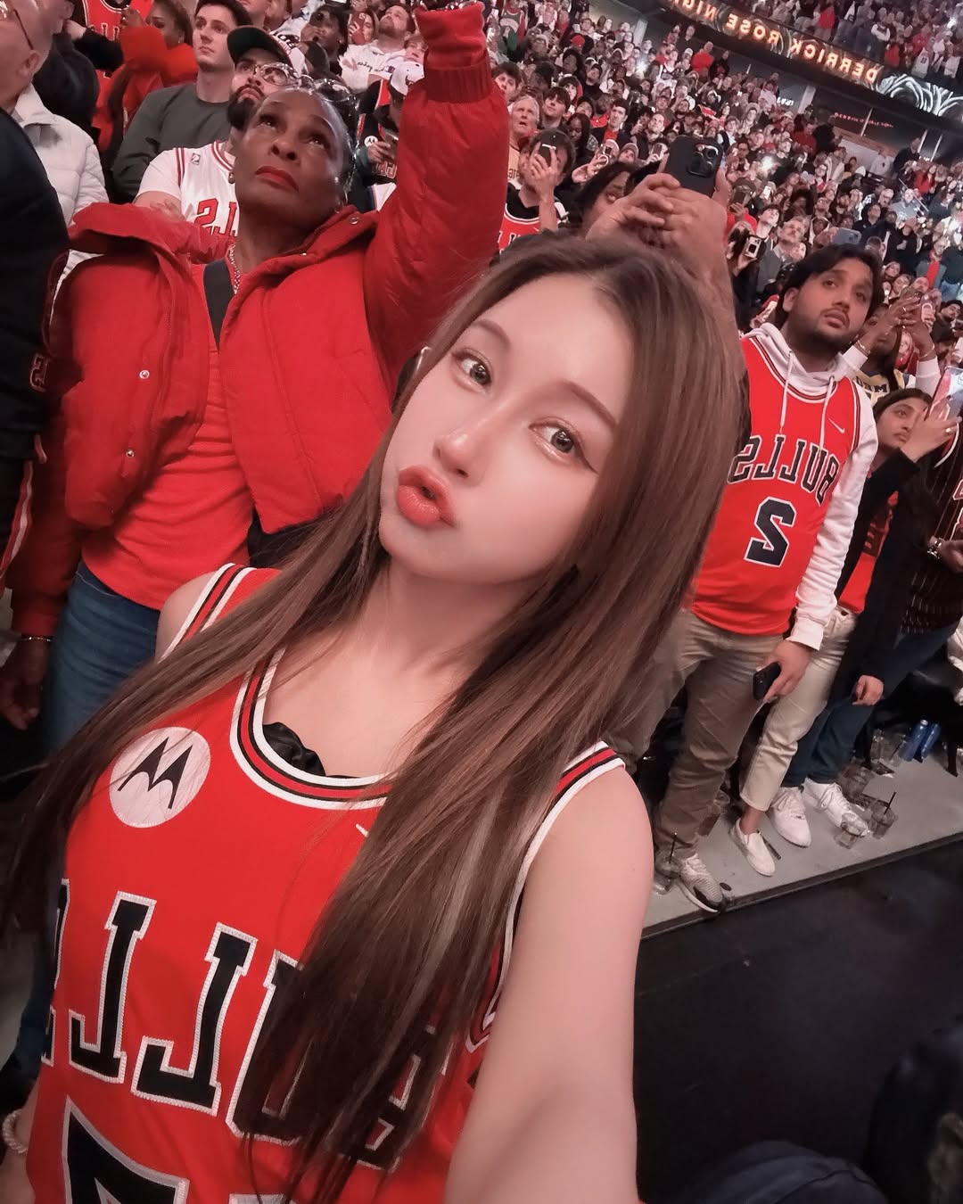 【正妹】娜娜米NBA赛场的美丽瞬间，在欢呼声中发现热爱！