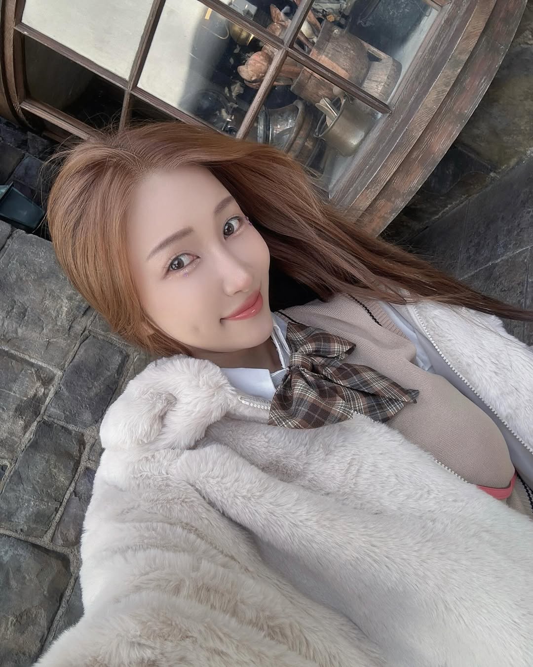 【正妹】娜娜米游乐场美照，拥抱生活的每一次精彩瞬间！