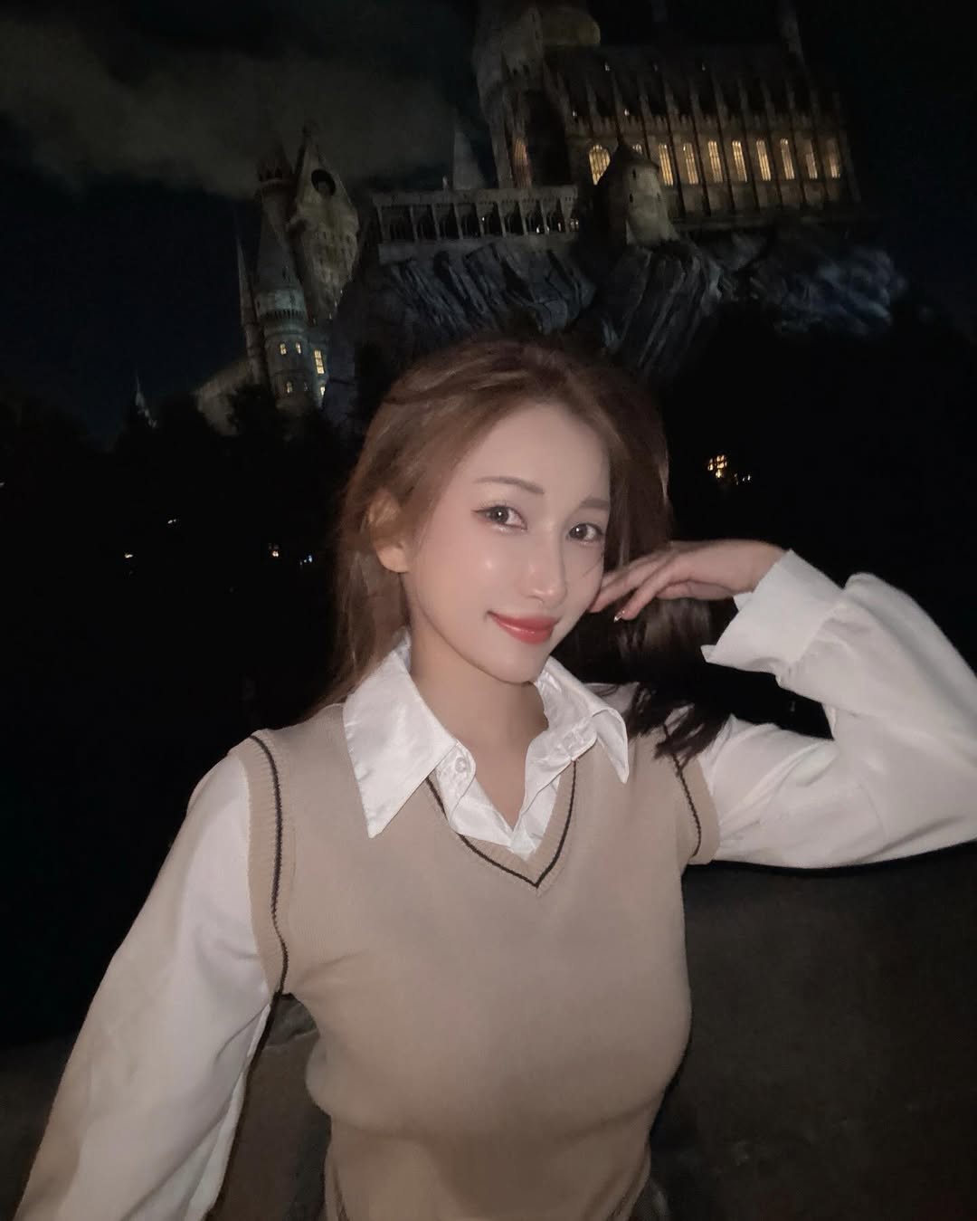 【正妹】娜娜米游乐场美照，拥抱生活的每一次精彩瞬间！