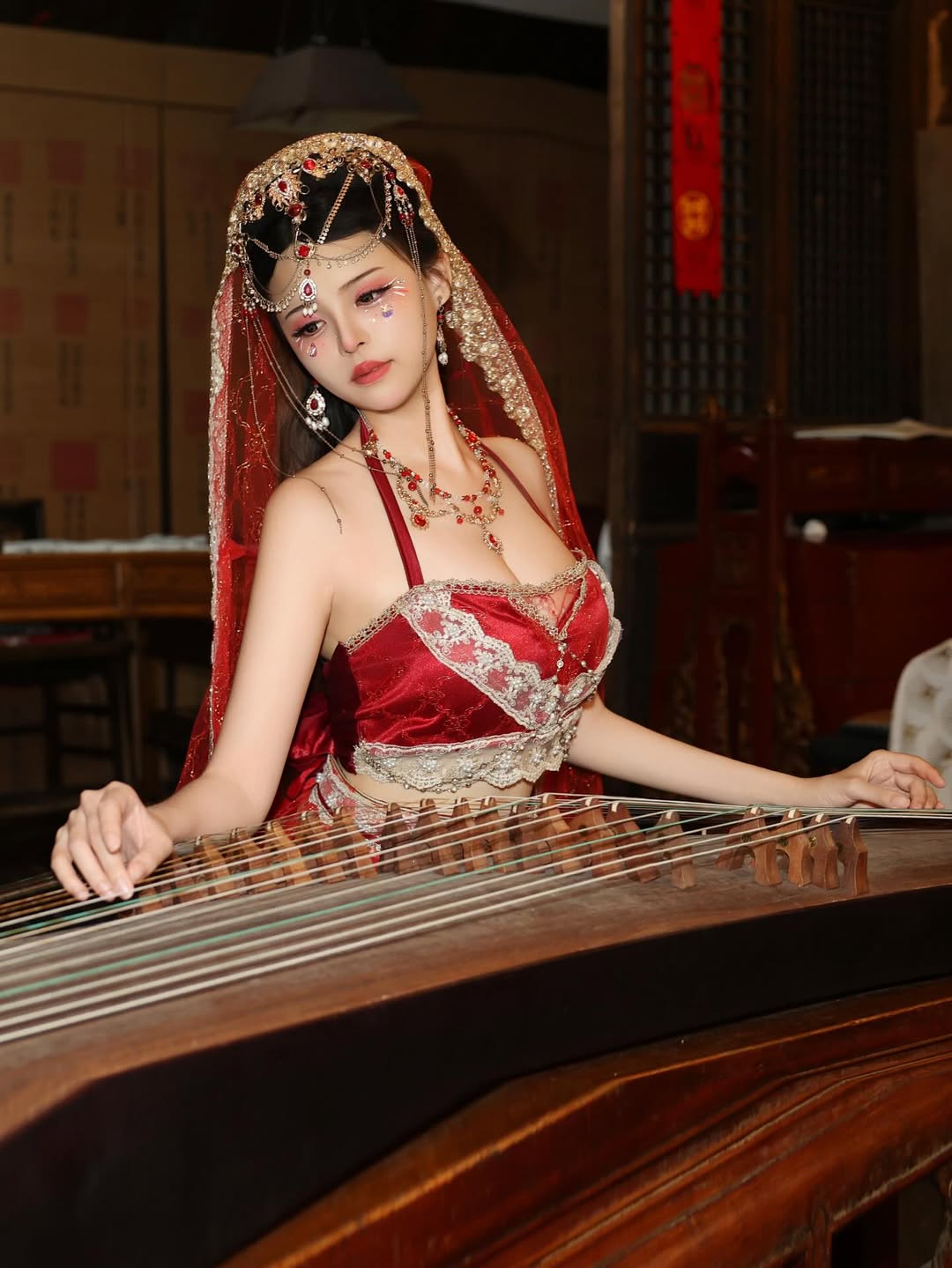 【正妹】羊ㄦ公主造型下的怦然心动，西域风情中的一抹惊艳！