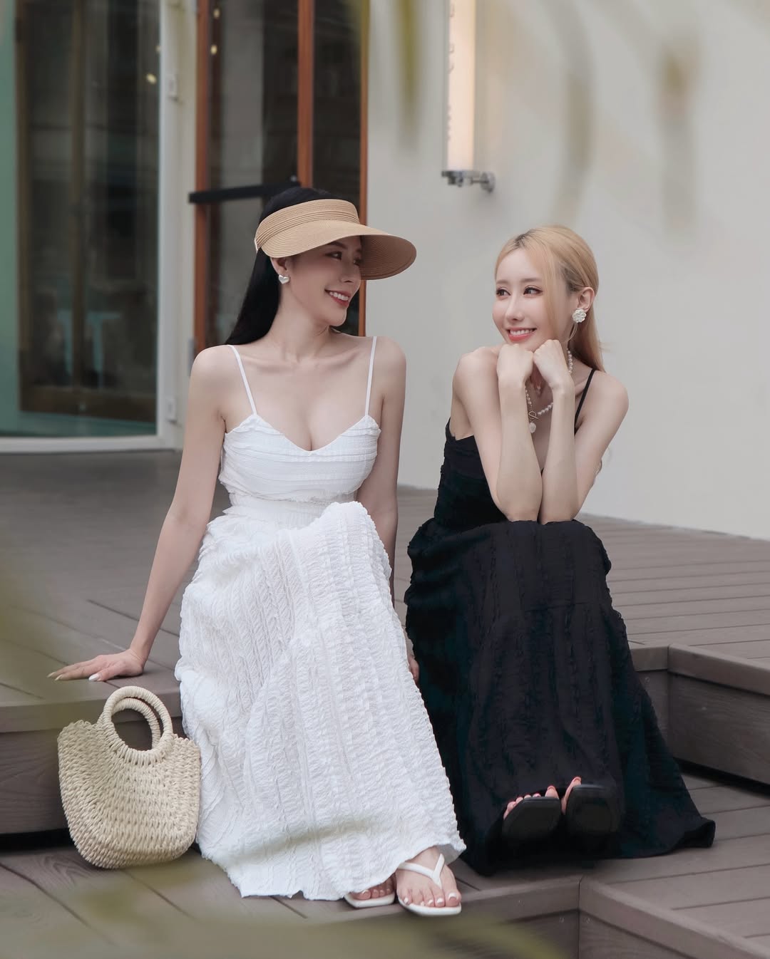 【正妹】金发洁儿的甜笑，瞬间融化了整个夏天！