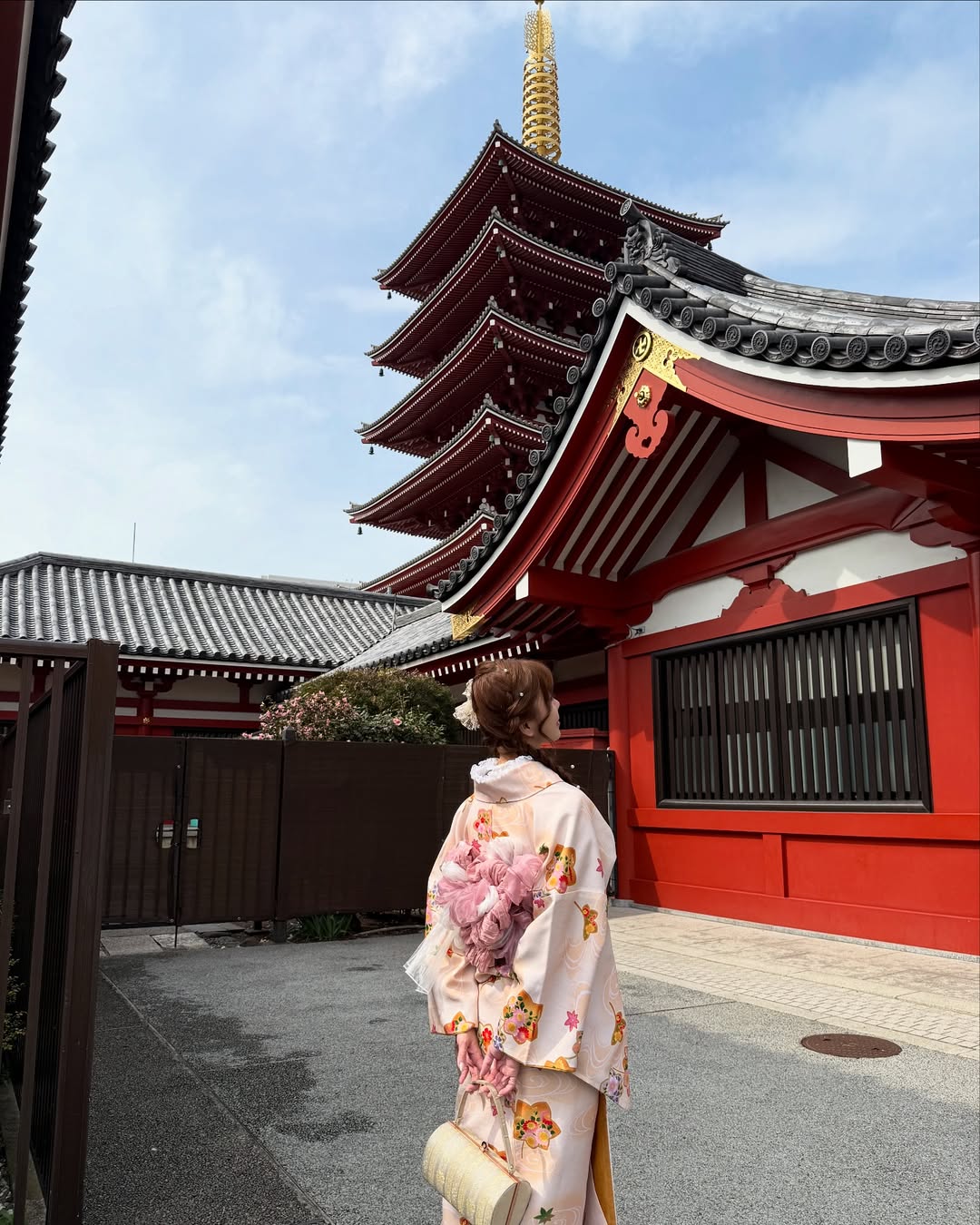 【正妹】凯蒂老师甜美瞬间，宁静清爽的和服美学！