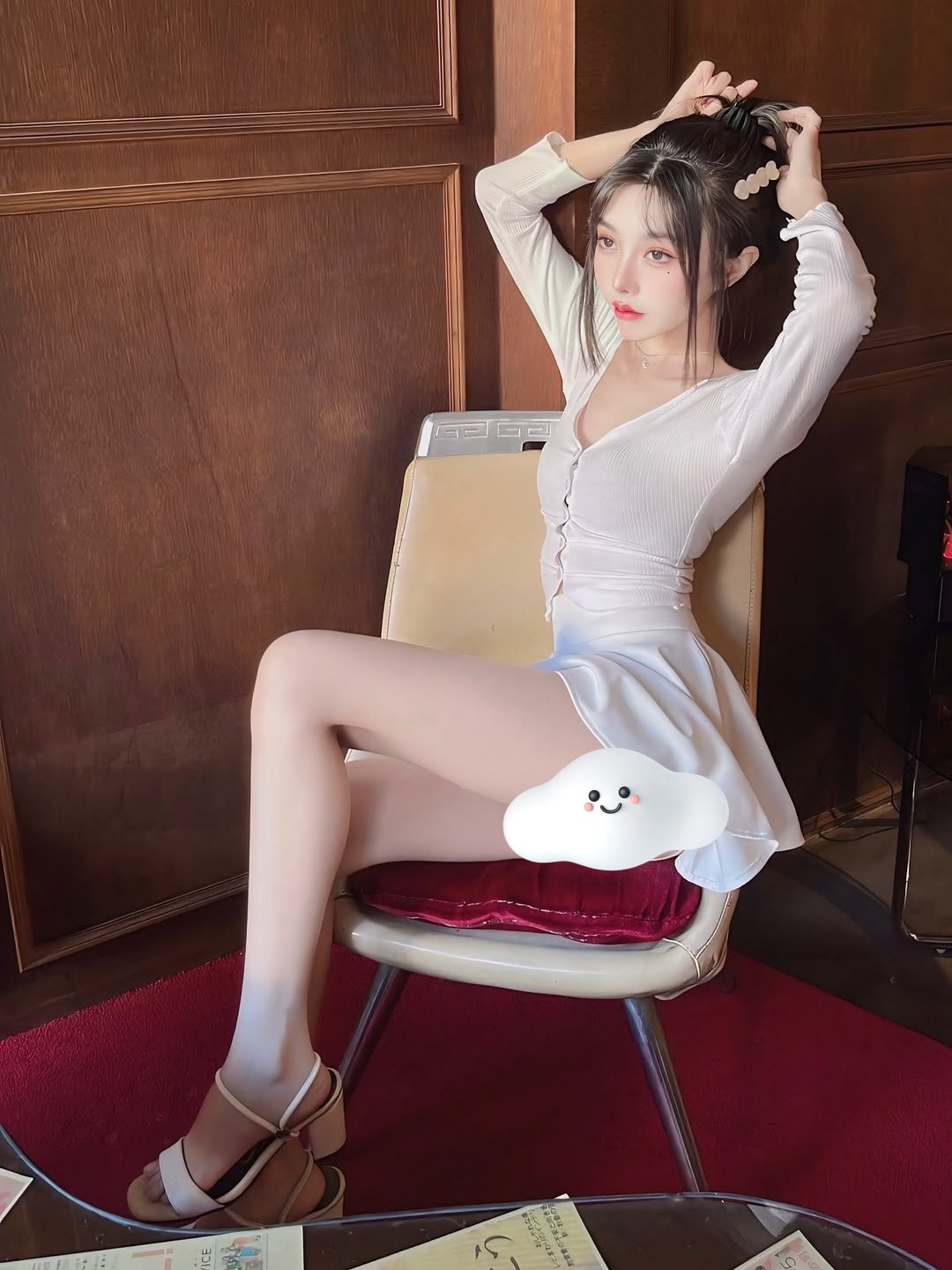 【正妹】林莹蛋糕店打卡，自信的宣言是温柔的挑逗！