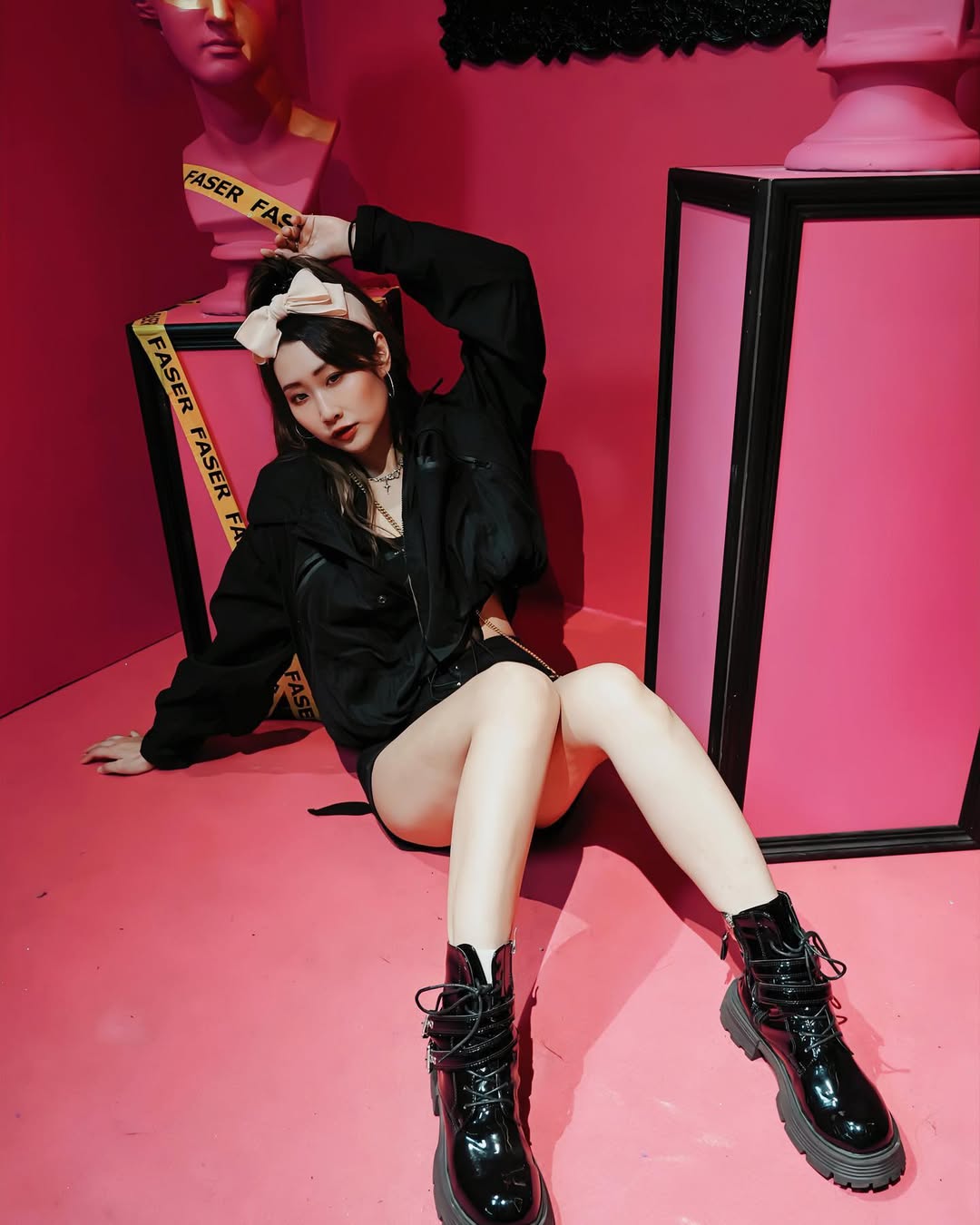 【正妹】奎拉油画家写真，青春与个性的多元面貌！