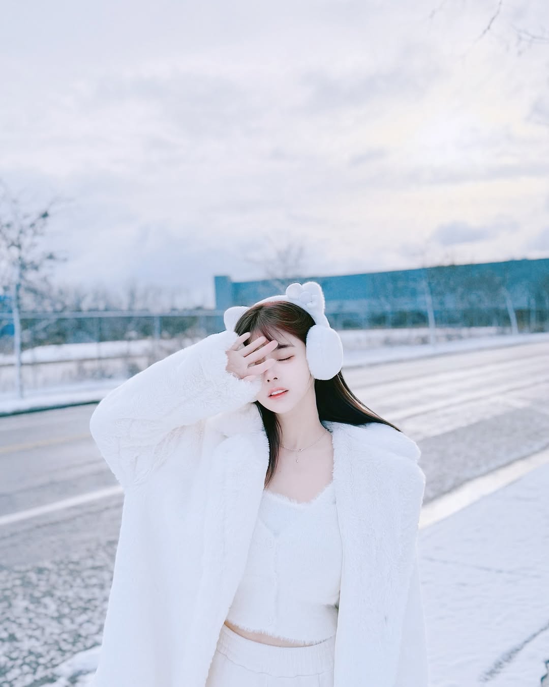 【正妹】小花姐接白雪美景写真，生活的态度情感表达！