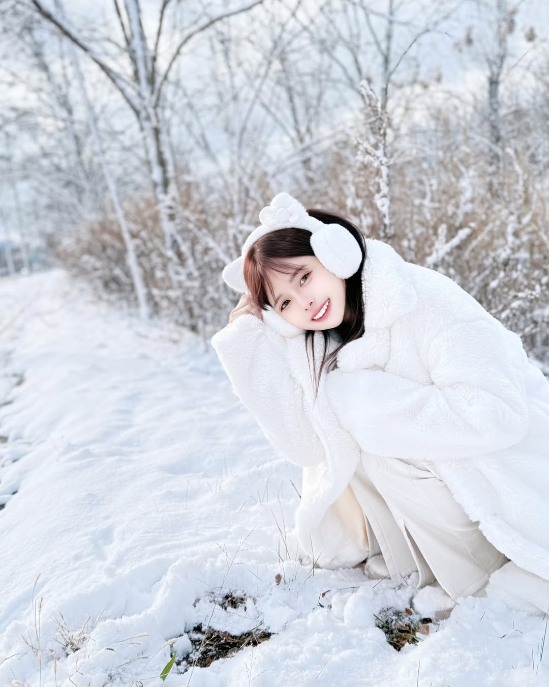 【正妹】小花姐接白雪美景写真，生活的态度情感表达！
