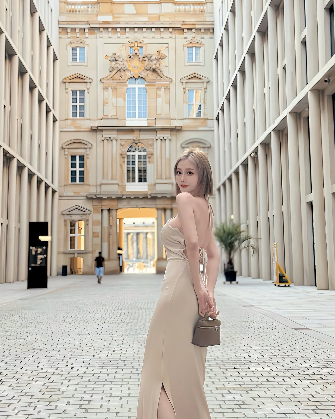 【正妹】酸酸Enny 超美连衣裙街拍，时尚并非为了取悦他人！