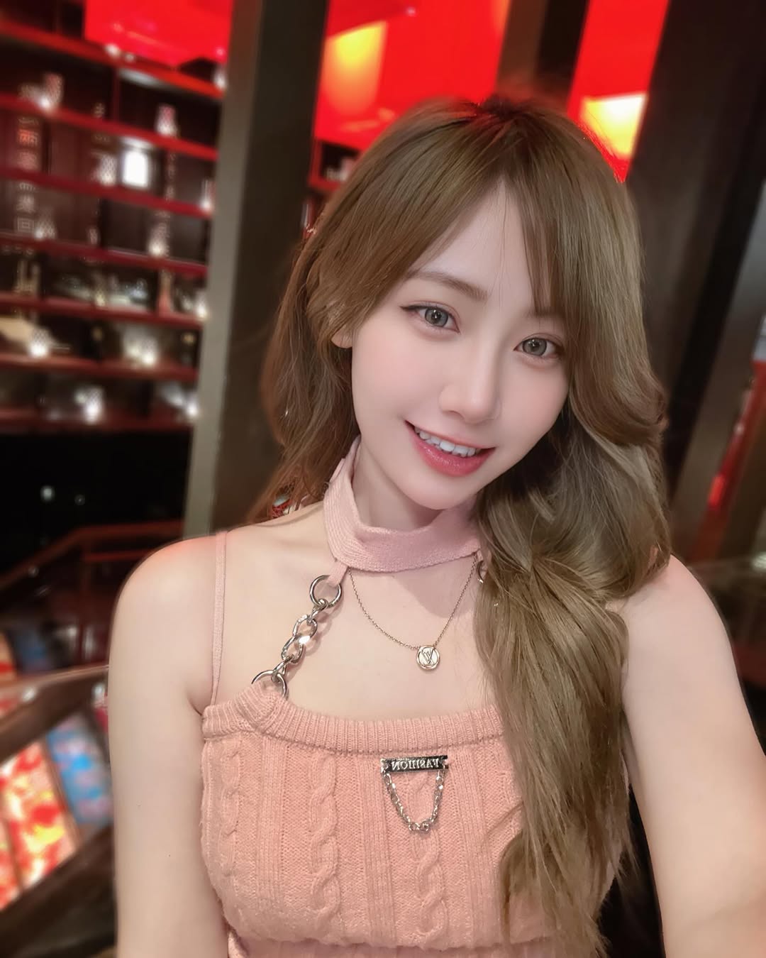 【正妹】小林儿针织连衣裙美照，品味一种被精心设计过的生活感！