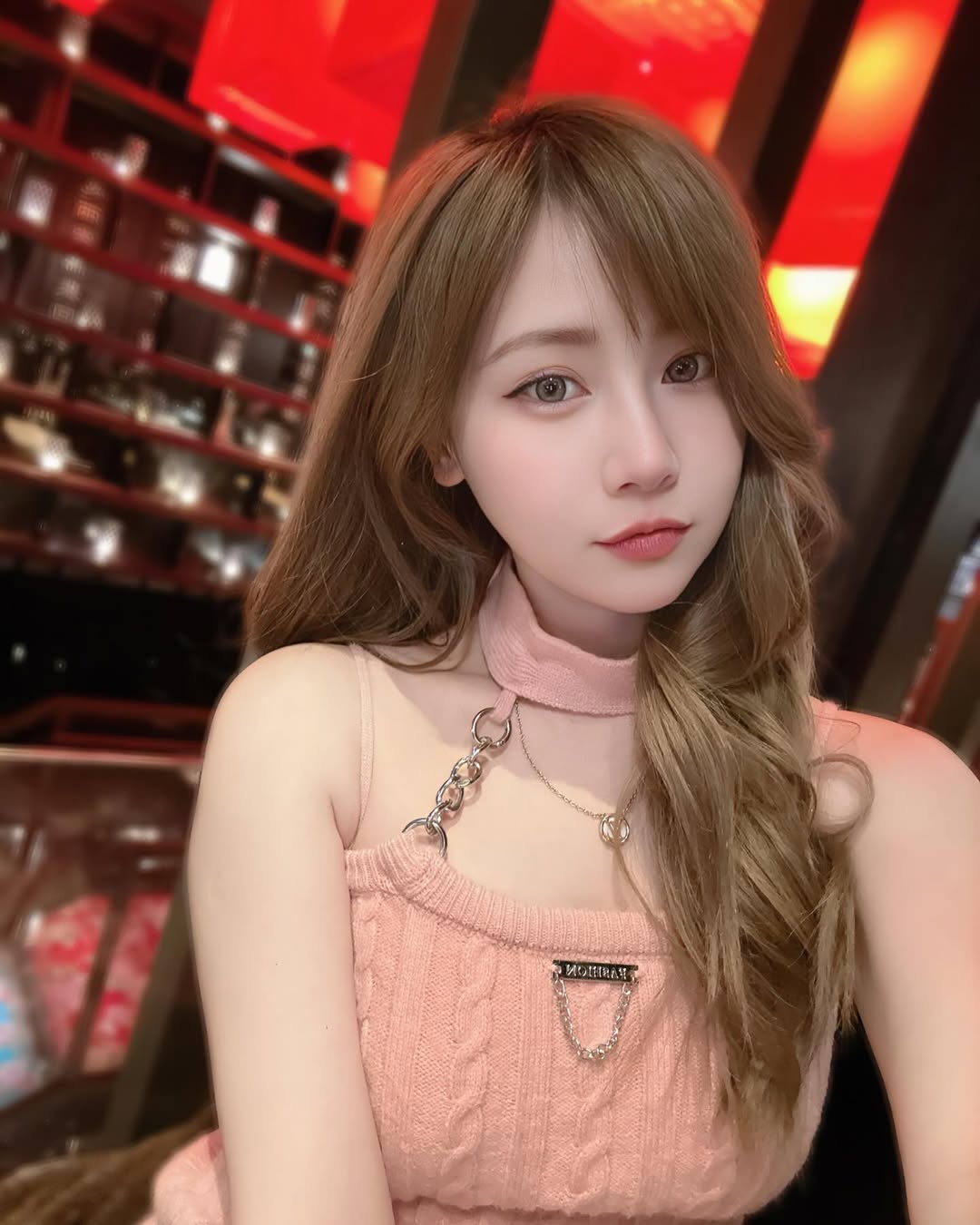 【正妹】小林儿针织连衣裙美照，品味一种被精心设计过的生活感！