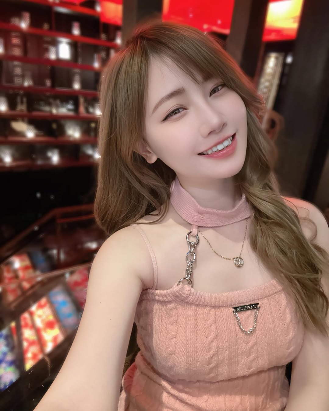 【正妹】小林儿针织连衣裙美照，品味一种被精心设计过的生活感！