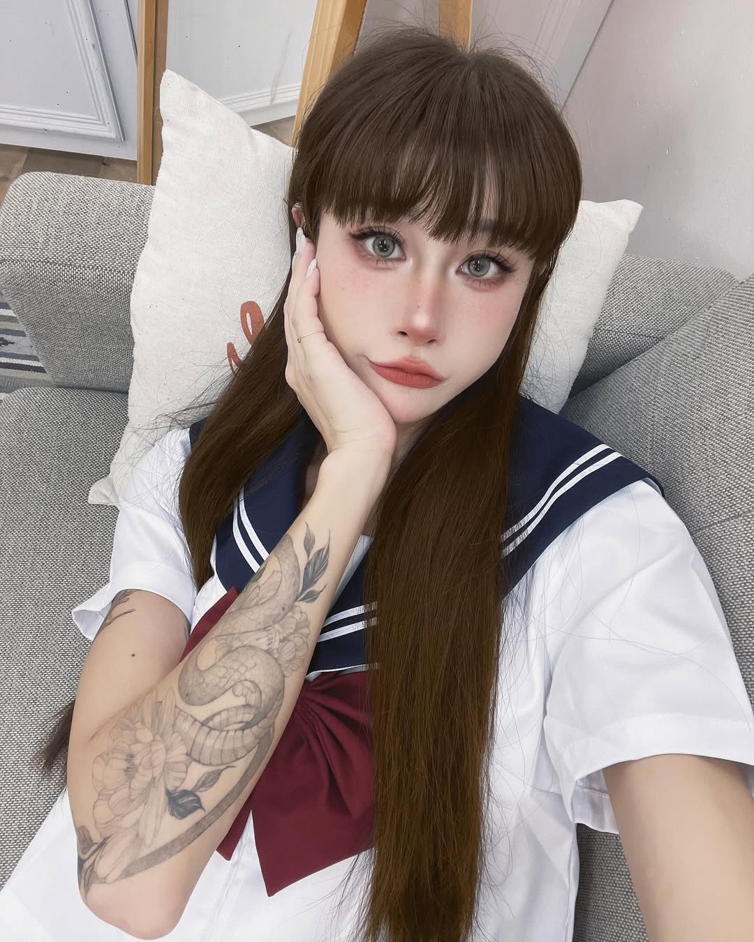 【正妹】Lara双囍的JK制服写真，可爱到让人心动的青春瞬间！