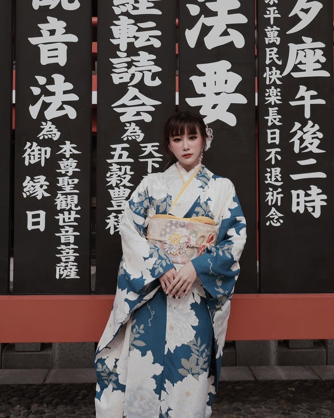 【正妹】Lara双囍和服彰显日系范，场景的变化被注入了个性！