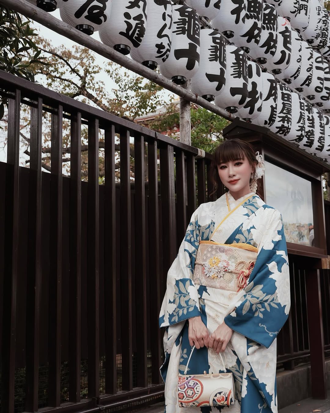 【正妹】Lara双囍和服彰显日系范，场景的变化被注入了个性！