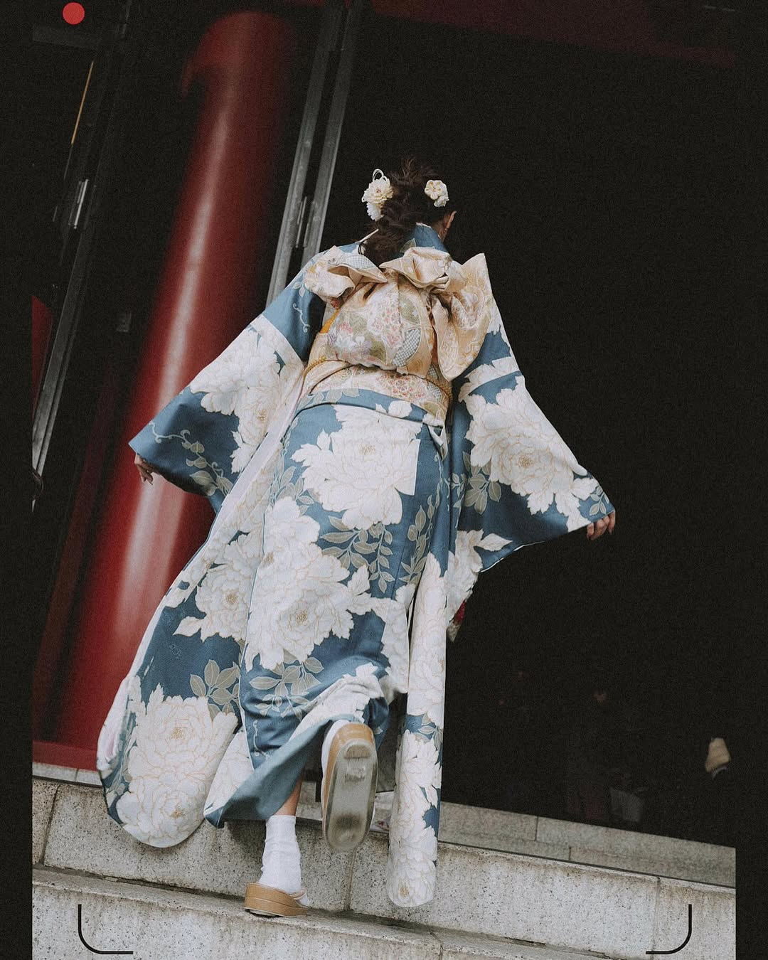 【正妹】Lara双囍和服彰显日系范，场景的变化被注入了个性！