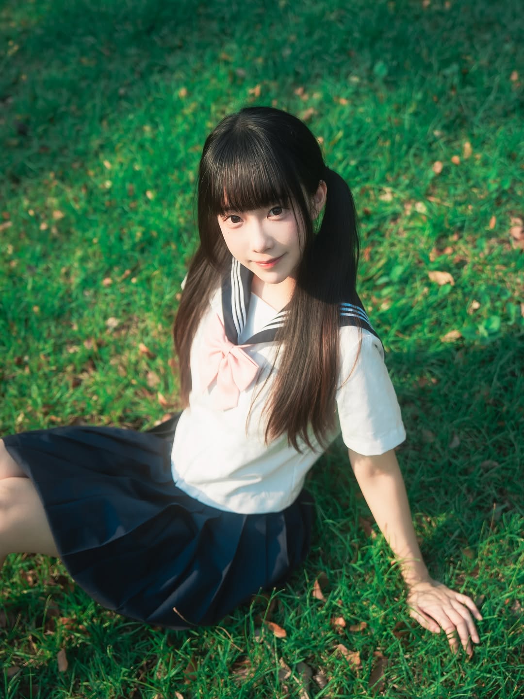 【正妹】小孟Naomi JK制服写真视觉盛宴，甜美与美感并存！