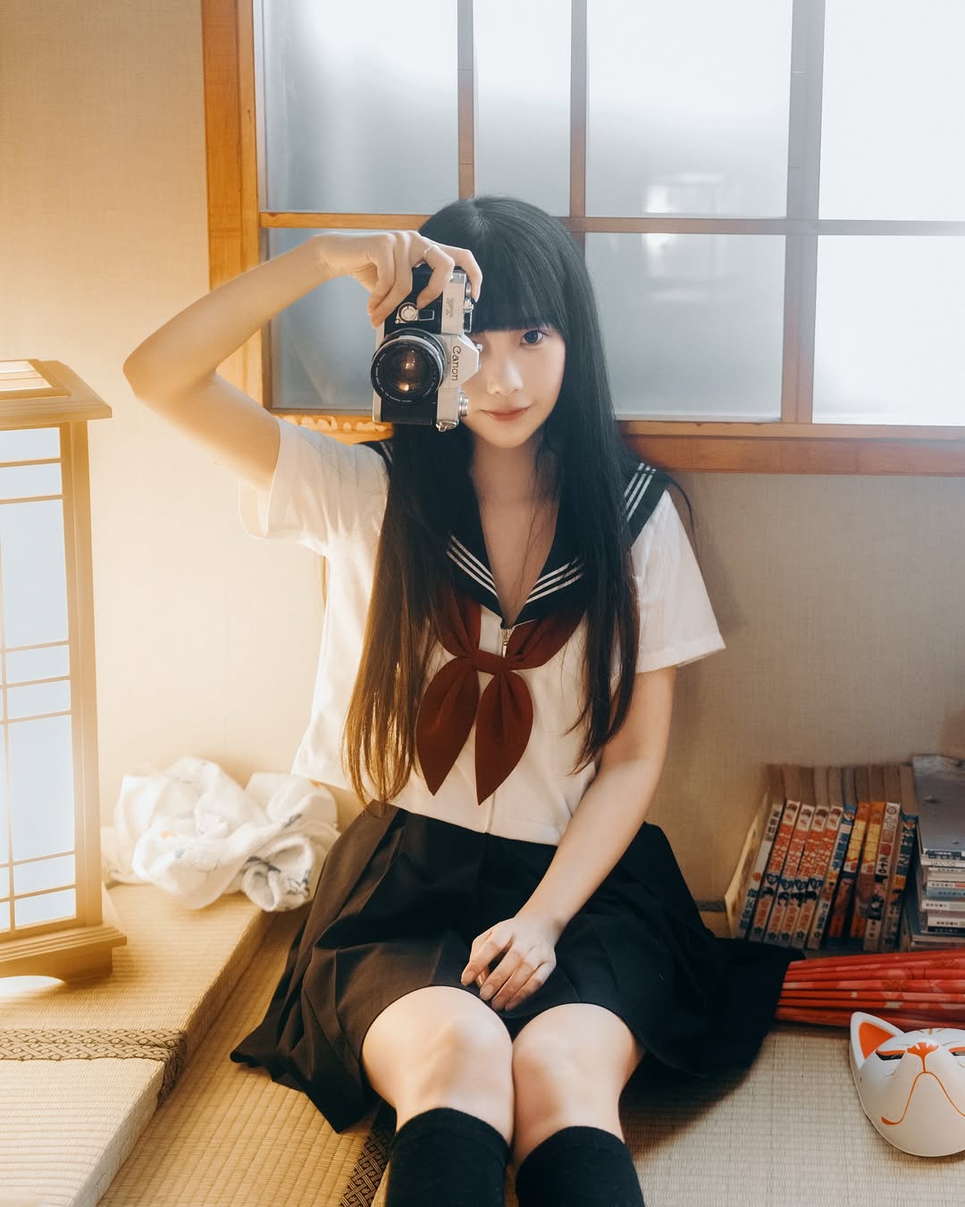 【正妹】小孟Naomi JK制服写真视觉盛宴，甜美与美感并存！