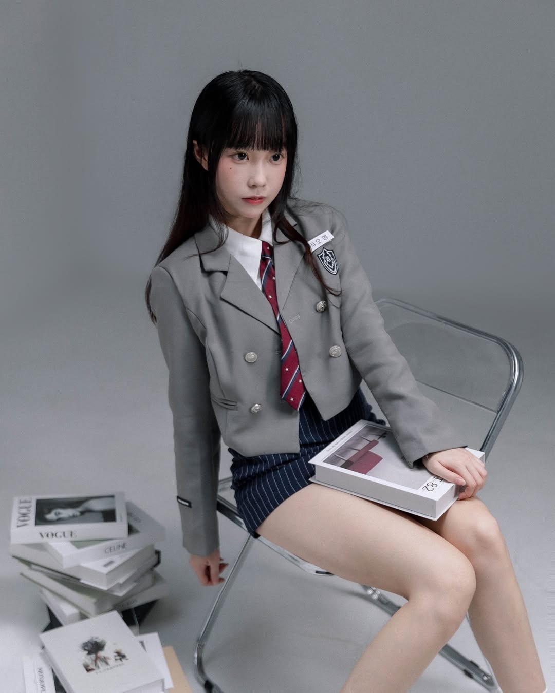 【正妹】小孟Naomi韩系制服美照，舒适被爱的感觉！