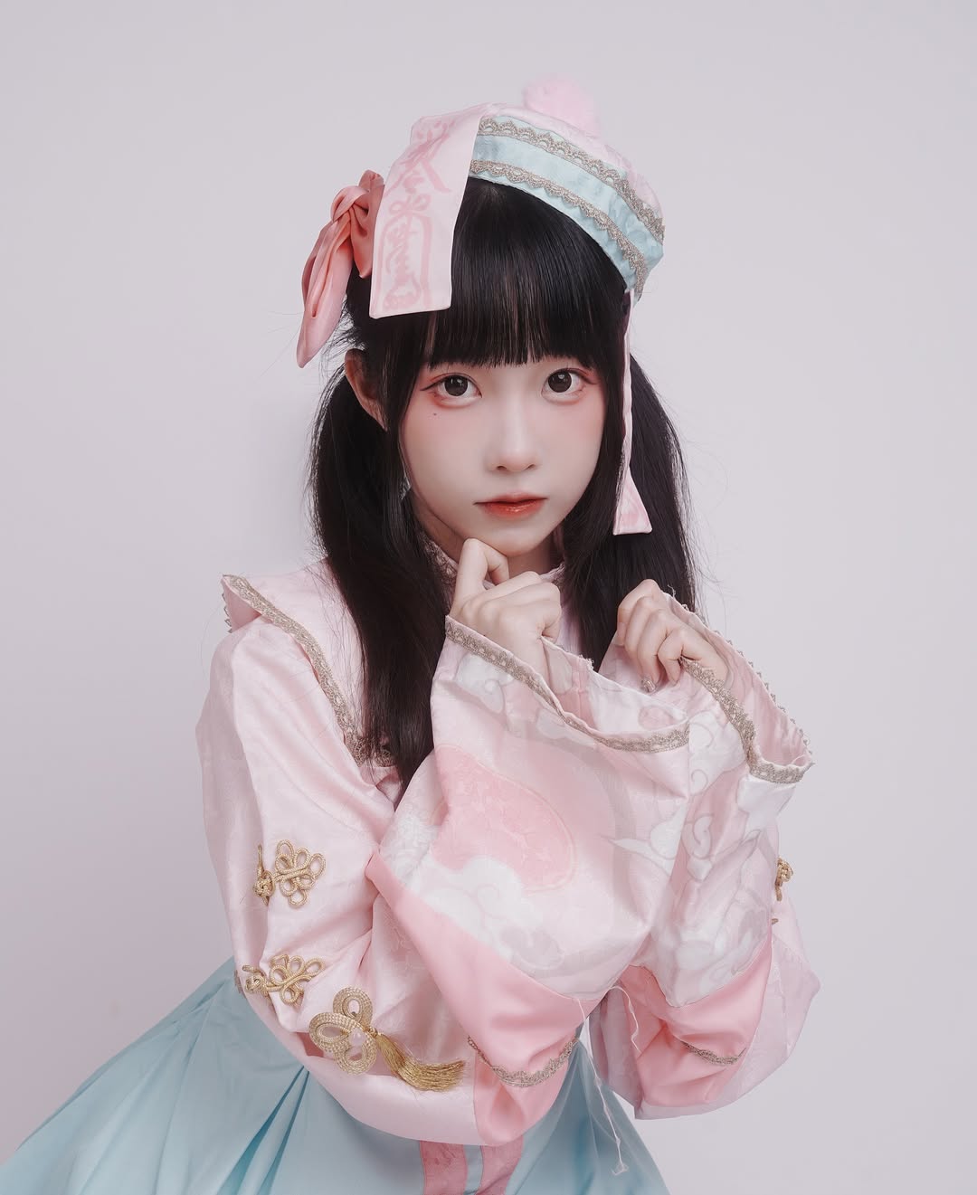 【正妹】小孟Naomi化身可爱小僵尸，被欣赏与被珍惜的温柔力量！