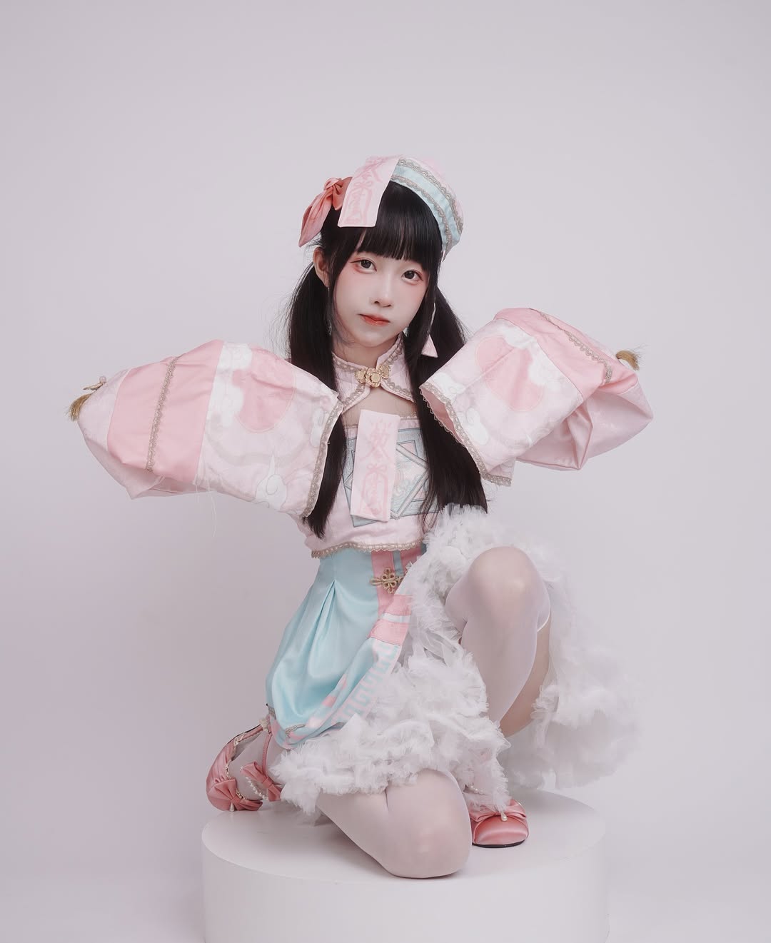 【正妹】小孟Naomi化身可爱小僵尸，被欣赏与被珍惜的温柔力量！