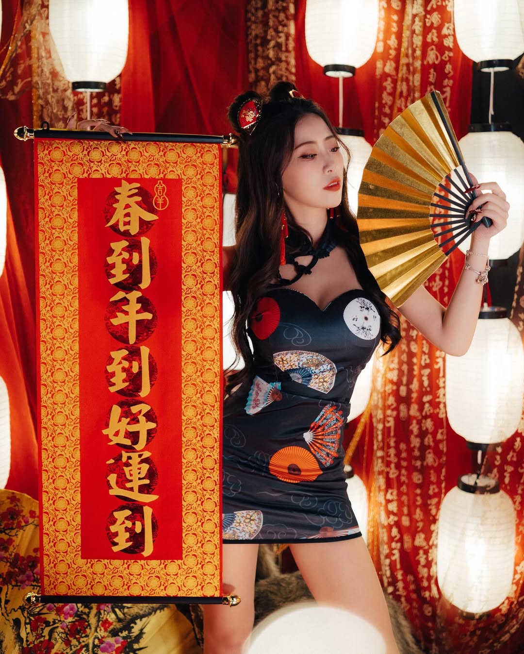 【正妹】玟妡WenHsin宛如从古典长卷中走出的中国娃娃！