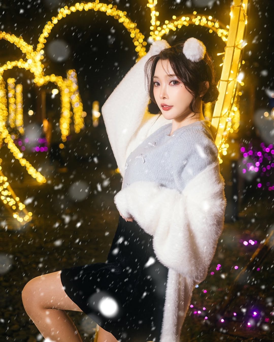 【正妹】莉雅Lia霓虹灯下写真，那一瞬间仿佛凝固了时间！