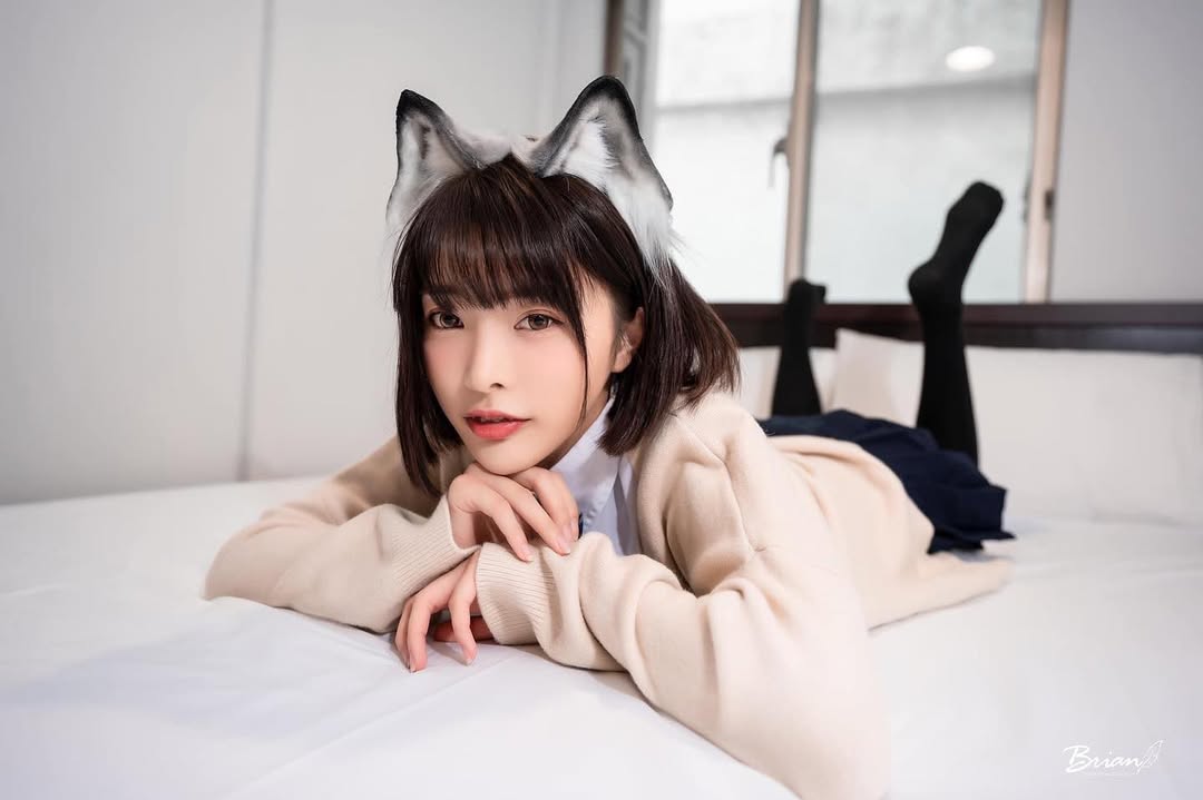 【正妹】莉雅Lia的黑丝JK制服，萌动心弦的第一印象！